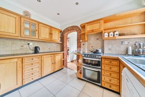 Kitchen- click for photo gallery